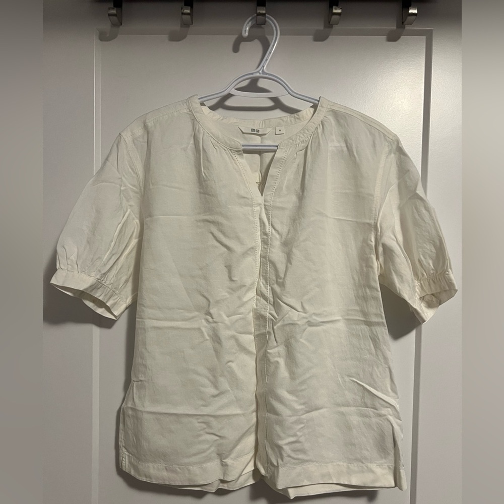NWOT Uniqlo Linen Top with Puff Sleeves | Off-White | Size M